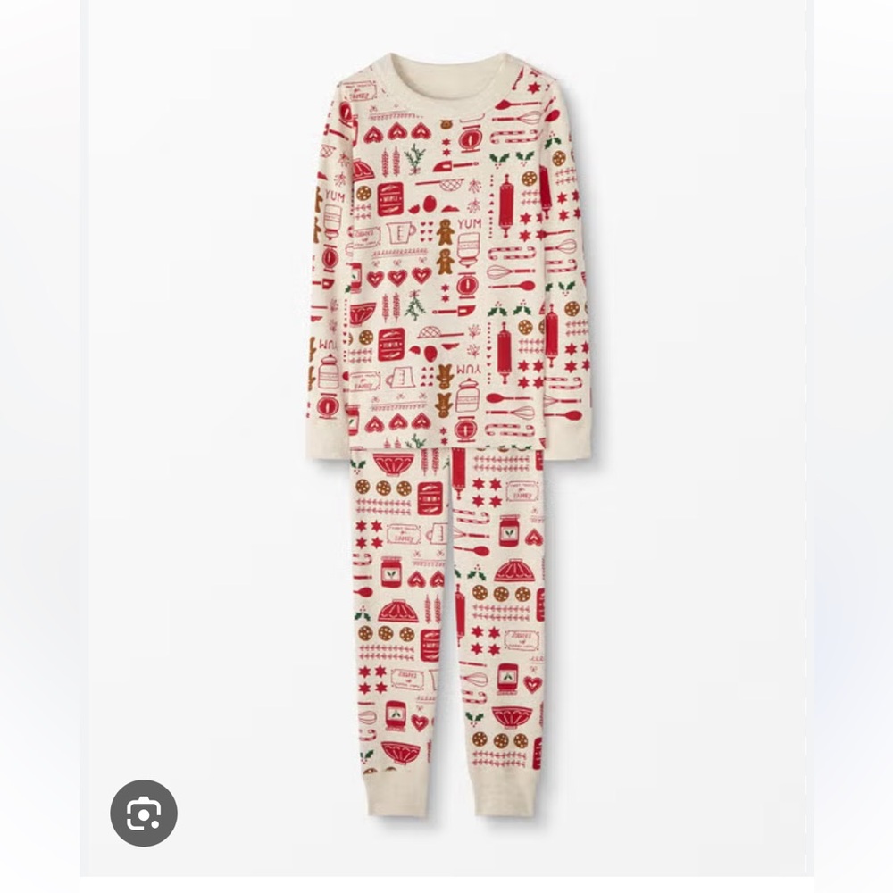 Hanna Andersson Cream Pajama Set with Baking design